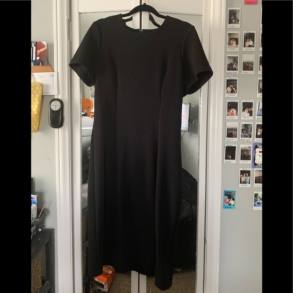 BLACK BODYCON DRESS